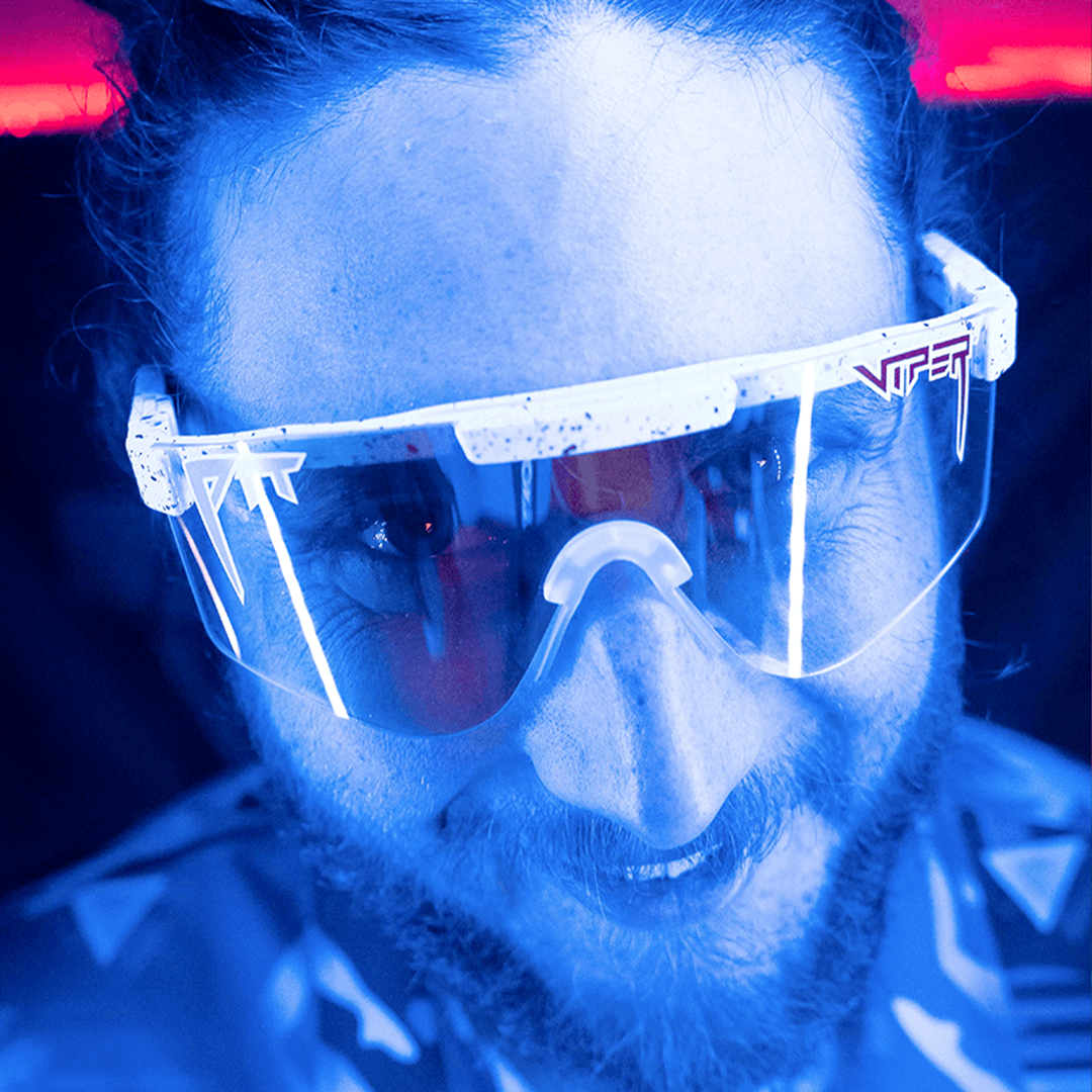 Wide / Blaster | Man wearing The Merika Original from Pit Viper Sunglasses